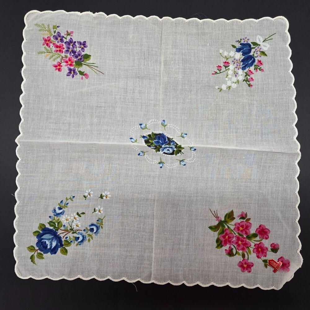 Vintage Floral Handkerchief White Cotton Scalloped Edge Made In Shanghai